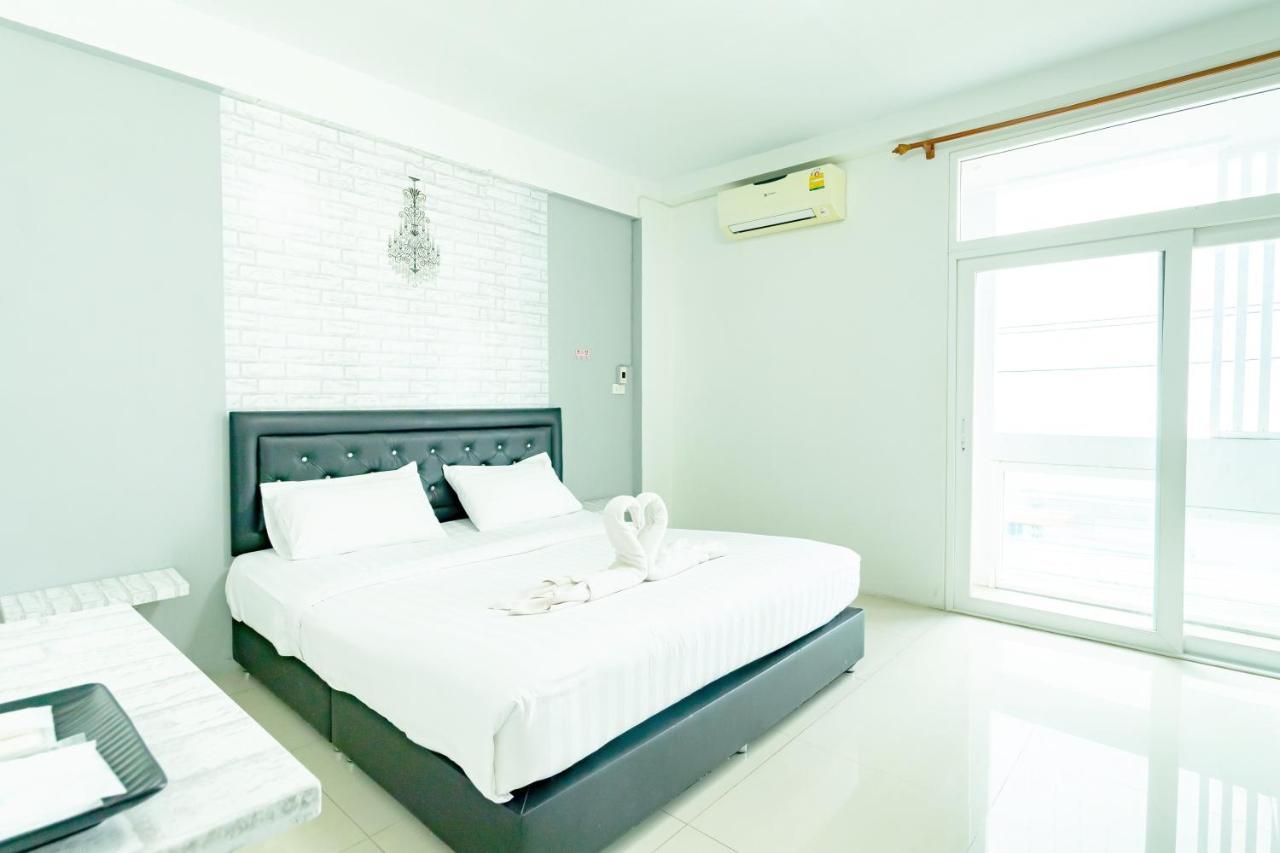 Central View Hostel Хатъяй Экстерьер фото