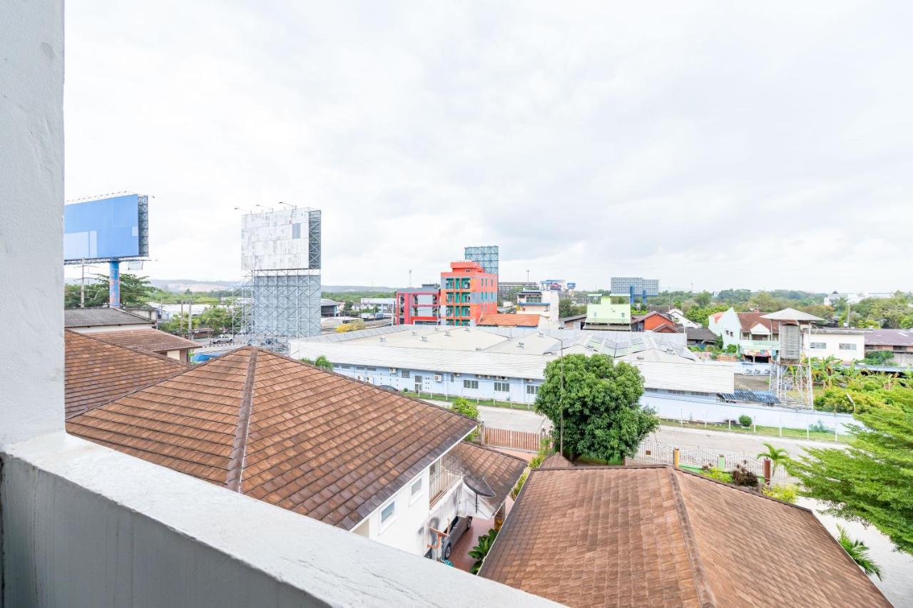 Central View Hostel Хатъяй Экстерьер фото