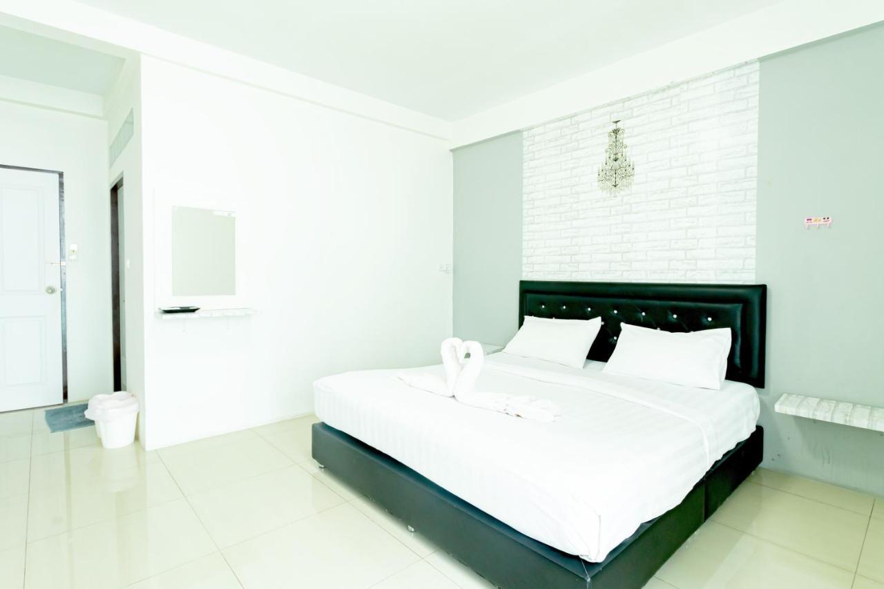 Central View Hostel Хатъяй Экстерьер фото