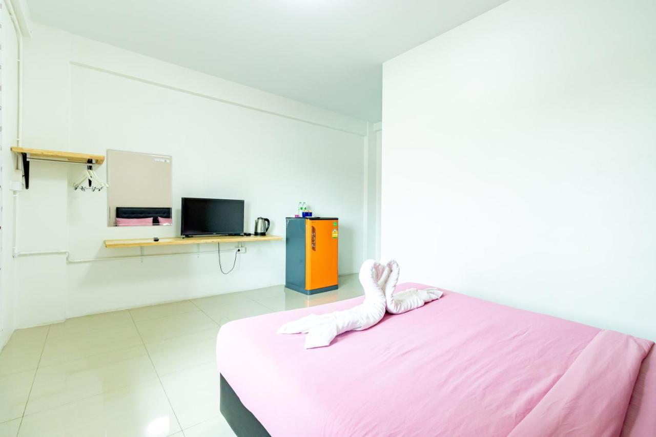 Central View Hostel Хатъяй Экстерьер фото